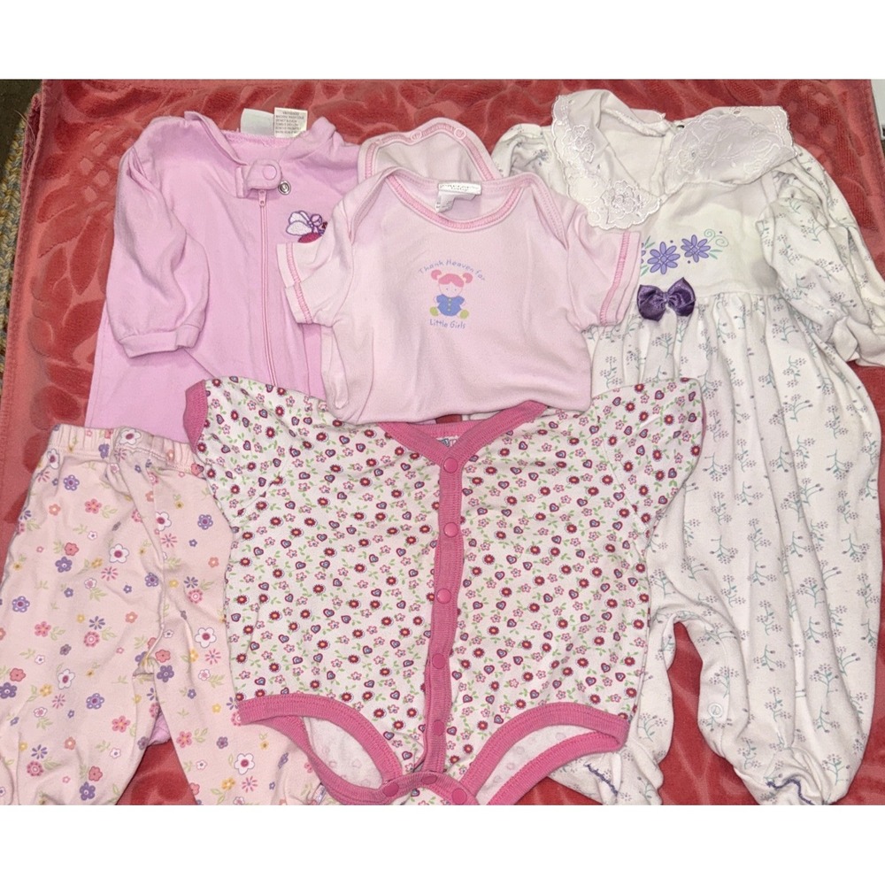 VINTAGE Baby Girl Lot 0-6 m 2 Sleeper 2 Body Suit 1 Pants - Carters/Small Steps
